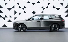 [CES 2022] BMW ra mắt công nghệ sơn đổi màu mới