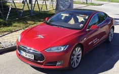 Chiếc ô tô điện Tesla Model S này đã chạy 1,5 triệu km trong hơn 7 năm
