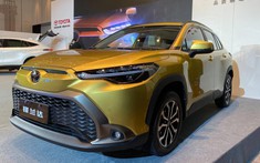 Toyota Frontlander 2022 - "anh em song sinh" của Corolla Cross - chính thức được bày bán, giá quy đổi từ 440 triệu đồng