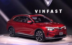 Bộ đôi SUV điện VinFast VF8 và VF9 chính thức chốt giá: khách đặt sớm nhận voucher 250 triệu, được tặng gói tính năng trị giá 132 triệu đồng
