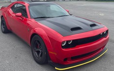 Không phải là Phú Thọ, đây mới là nhà của "quái vật" Dodge Challenger SRT Hellcat Widebody siêu hiếm tại Việt Nam