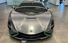 Bạn thân "nhá hàng" Lamborghini Sian trong ngày đầu Xuân, chủ xe Koenigsegg Regera ở Việt Nam có động thái lạ