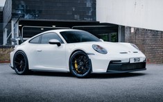 Porsche 911 GT3 2022 dành cho các tay chơi tốc độ đã về đến Việt Nam