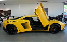 Sắp có thêm siêu xe giới hạn Lamborghini Aventador SV vào Việt Nam định cư, màu sơn vẫn là hàng độc