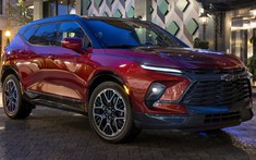 Vén màn Chevrolet Blazer 2023 với thiết kế và trang bị nâng cấp, đe dọa Hyundai Santa Fe