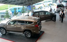 Doanh số thi trường ô tô giảm mạnh trong tháng đầu năm 2022