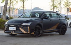 Dongfeng Aeolus Yixuan MAX Dark Night Edge Edition - Sedan thể thao bắt mắt với giá chỉ 426 triệu đồng