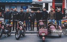 Những người yêu xe tại Hà Nội tụ tập vào ngày mùng 1 Tết