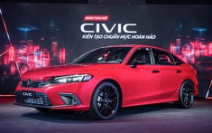 Giá lăn bánh xe Honda Civic 2022: Giảm đáng kể so với trước đấu Mazda 3