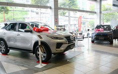 Thị trường ô tô sau Tết: Giá bán tăng giảm trái chiều, xe mới rục rịch ra mắt