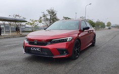 Honda Civic 2022 bước đầu lộ trang bị trước ngày ra mắt, vẫn có 3 phiên bản nhưng có cả Honda Sensing