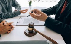 Mua nhà đất bằng hợp đồng ủy quyền: Nên hay không?