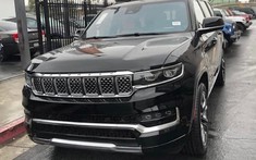 "Hàng độc" Jeep Grand Wagoneer 2022 chuẩn bị về nước: Tràn ngập màn hình, tiện nghi sang trọng