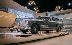 Chiếc Adenauer độc nhất vô nhị này là "phòng thí nghiệm di động" cách đây 60 năm của Mercedes-Benz