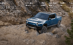 Bán tải điện Rivian R1T 2022 trình diễn 8 chế độ lái khác biệt cho đường nhựa và đường địa hình