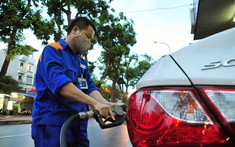 Giá xăng tiếp tục tăng vào ngày mai?
