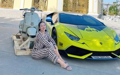 Cô gái 9X Bạc Liêu sở hữu siêu phẩm tay ga Vespa 946 Christian Dior, giá mua có thể bằng Mercedes-Benz C180 2022