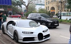 Bugatti Chiron tự chế tạo của nhóm bạn trẻ tỉnh Quảng Ninh xuất hiện tại Hà Nội với bộ áo mới