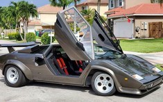 Siêu xe Lamborghini Countach tự chế trong 17 năm này đang được đấu giá trên 100.000 USD