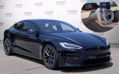Xe điện Tesla Model S Plaid 2022 đầu tiên về Việt Nam, tăng tốc 0-100 km/h nhanh hơn cả Koenigsegg Regera