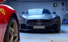 Siêu xe Mercedes-AMG GT R của Cường "Đô-la" xuất hiện tại showroom bán xe ở Sài thành