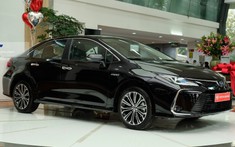 Chi tiết bản Hybrid “ăn xăng như ngửi” của Toyota Corolla Altis 2022