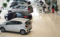 Doanh số thị trường ô tô tiếp tục đà giảm trong tháng 2/2022