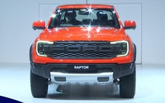 Ford Ranger Raptor 2022 được vén màn tại Thái Lan với động cơ V6 3.0L, giá quy đổi 1,27 tỷ đồng