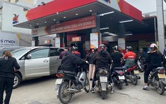 Giá xăng trong nước có thể giảm mạnh trong chiều mai