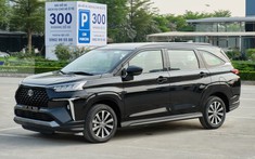 Chênh nhau 40 triệu đồng và đây là những khác biệt về trang bị giữa 2 phiên bản của Toyota Veloz Cross 2022