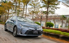 Tạm tính giá lăn bánh xe Toyota Corolla Altis 2022 vừa ra mắt thị trường Việt