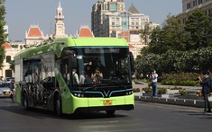 VinBus khai trương tuyến buýt điện đầu tiên kết nối mạng lưới vận tải TP. Hồ Chí Minh