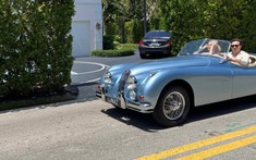 Ông sui bỏ 103 tỷ đồng tổ chức đám cưới, David Beckham trả lễ bằng chiếc Jaguar XK140 mui trần trị giá hơn 11 tỷ đồng