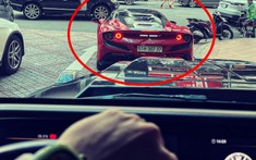 Đều tậu xe mới nhưng Minh "Nhựa" và Cường "Đô-la" vẫn sử dụng chiến mã này để gặp mặt