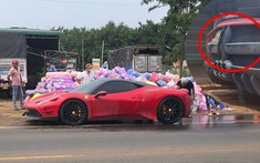 Khoảnh khắc siêu xe Ferrari độ khủng gặp sự cố trên đường đi "phượt" Tây Nguyên cùng chủ nhân