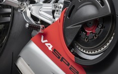Ducati Panigale V4 SP2 vừa ra mắt không lâu, "dân chơi" Việt đã ngay lập tức xuống tiền cọc xe