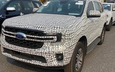 Ford Everest 2022 đã cập cảng Việt: nội thất nhiều “option” hấp dẫn, giá dự kiến từ 1,4 tỷ đồng