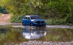 Ford Everest bất ngờ bán chạy, đe dọa ngôi vương của Toyota Fortuner