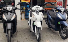 Giá xe Vision tại đại lý lên mức kỷ lục 46 triệu đồng