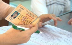 Bị giữ Giấy phép lái xe mà không nộp phạt đúng hẹn sẽ bị xử lý ra sao?