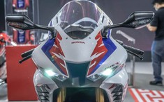 Siêu môtô Honda CBR1000RR-R SP 2022 bản kỷ niệm 30 năm chốt giá 1,75 tỷ đồng, có người mua ngay