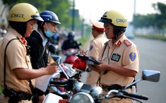 Phân biệt mức xử phạt của lỗi không mang và không có Giấy phép lái xe