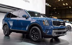 Ngắm hình ảnh "bằng xương, bằng thịt" của Kia Telluride 2023 - crossover cỡ lớn sẽ bán ở Việt Nam trong năm nay