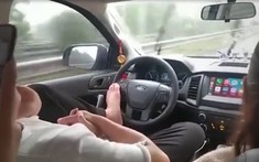 Lái xe bằng chân bị phạt bao nhiêu tiền theo quy định mới nhất năm 2022?