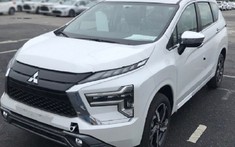 Không để Toyota Veloz Cross phải chờ lâu, Mitsubishi Xpander 2022 đã cập cảng Việt