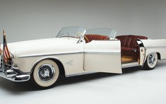 Chiếc Chrysler Imperial Parade Phaeton 1952 tuyệt đẹp này từng là limousine cho các Tổng thống Mỹ