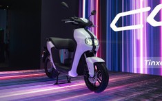 Diện kiến xe điện Yamaha Neo's tại Việt Nam, mạnh ngang xe 50cc, giá rất cao