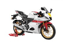 Yamaha R15M V4 lột xác thành siêu môtô trong phiên bản kỷ niệm 60 năm