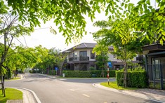 Giao dịch biệt thự, nhà phố ven Sài Gòn sôi động trở lại