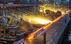 Giá nguyên liệu sản xuất thép tiếp đà giảm